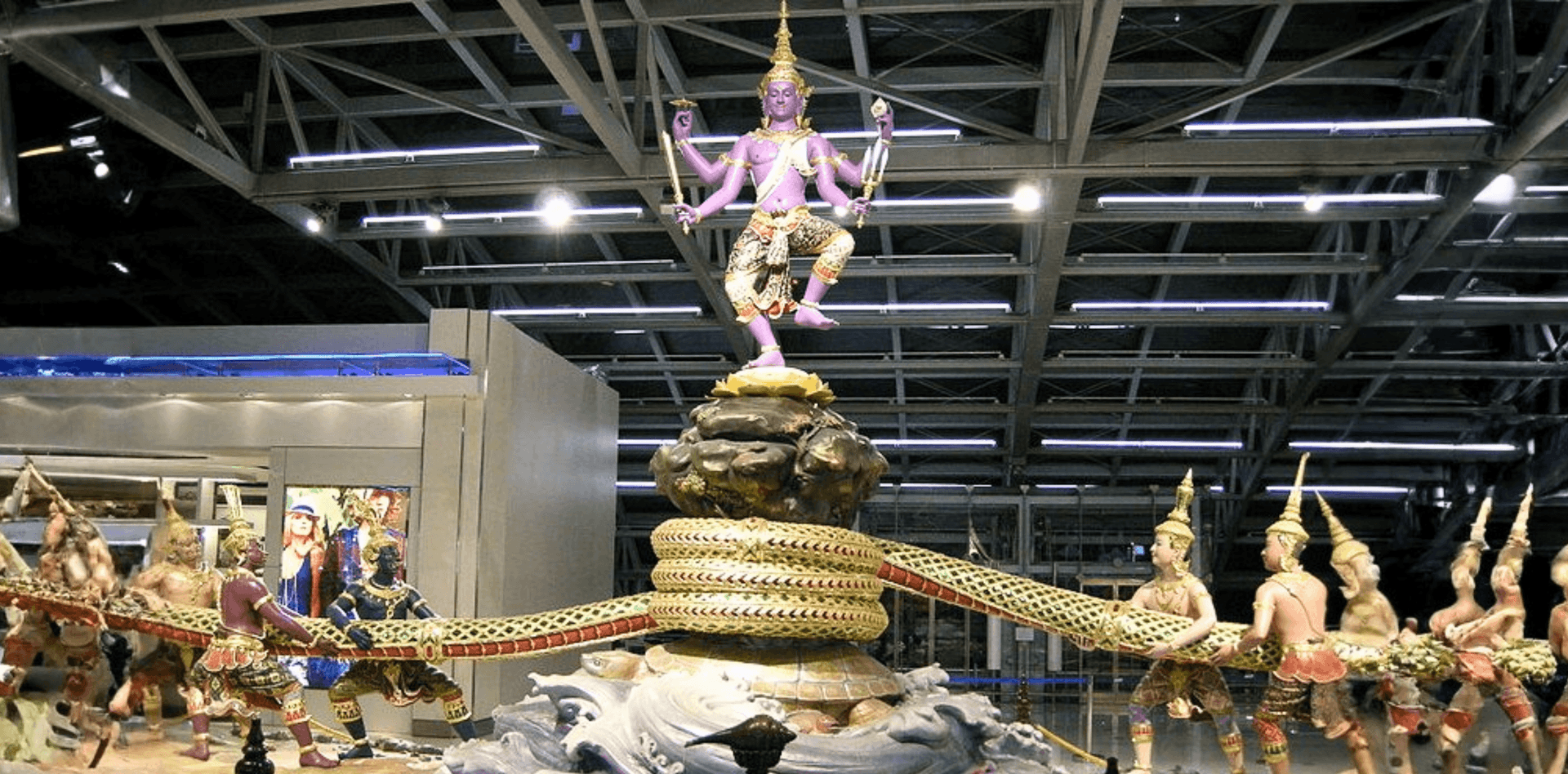 Bangkok Airport’s Stunning ‘Samudra Manthan’ Statue