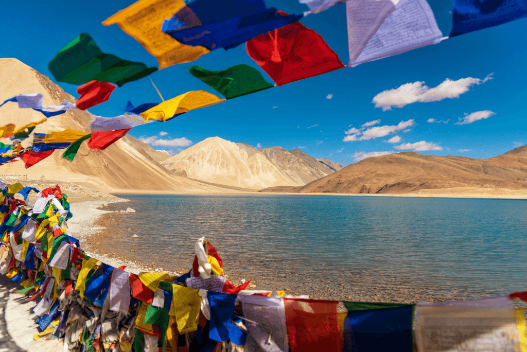 How to Reach Leh-Ladakh: Choosing the Right Way to Travel for an Exciting Adventure