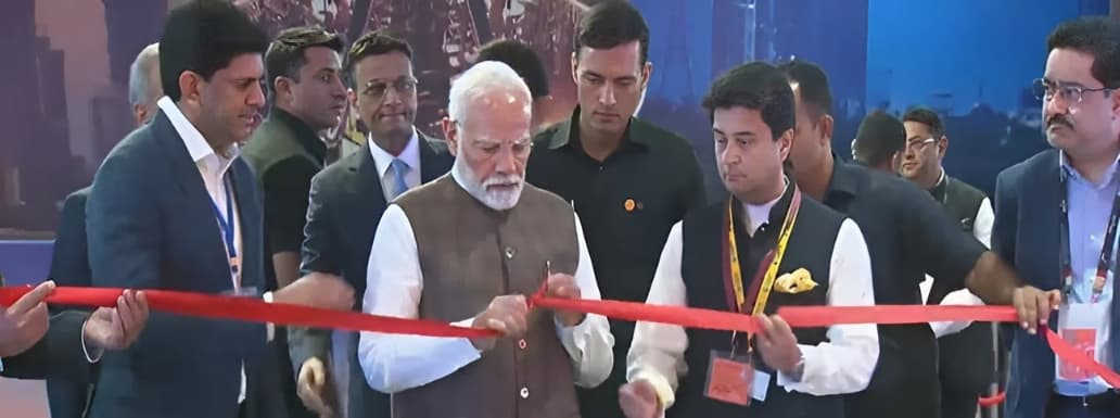 PM Modi Inaugurates the 8th edition of India Mobile Congress