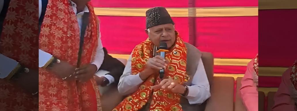 Farooq Abdullah sings Hindi bhajan during a visit to Vaishno Devi base camp