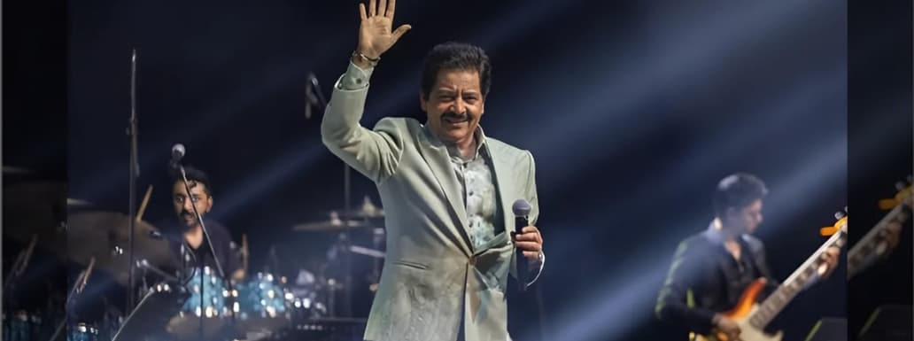 Udit Narayan Breaks Silence on Viral Kissing Video